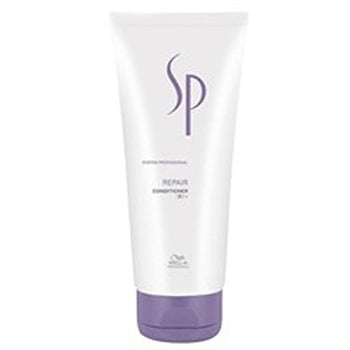 Wella Professionals Fusion Intense Repair Conditioner For Damaged Hair 1000ml