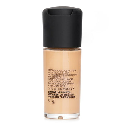 MAC Studio Fix Fluid Foundation SPF 15 -  NC15 30ml
